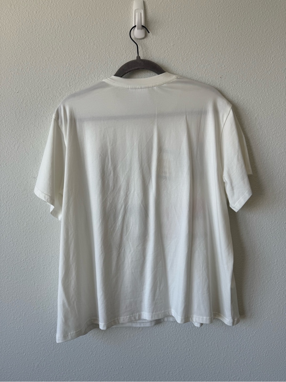 Queen of Sparkles White Sequin & Bead Embellished Graphic Tee - Picture 6 of 6